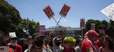 Ezrek tüntettek Washingtonban Biden gázai politikája ellen