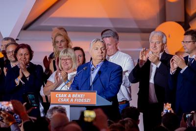 Elemzők megosztottak Orbán Viktor választási stratégiájának sikerességéről