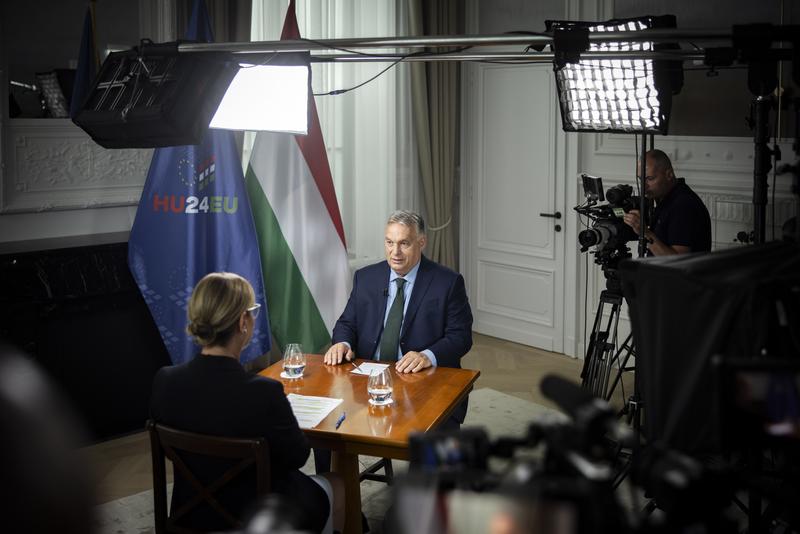 Orbán Viktor új pártszövetségről és Európa jövőjéről beszél