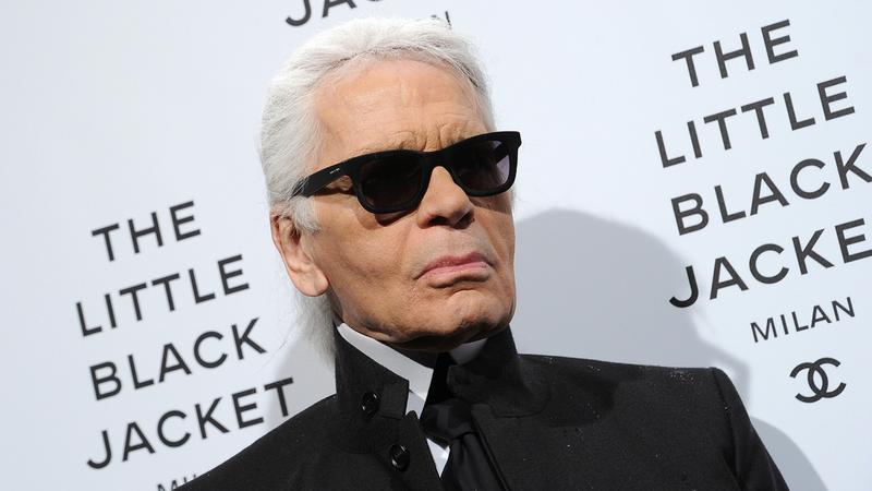 Karl Lagerfeld élete a vásznon: Drámasorozat a divatlegendáról