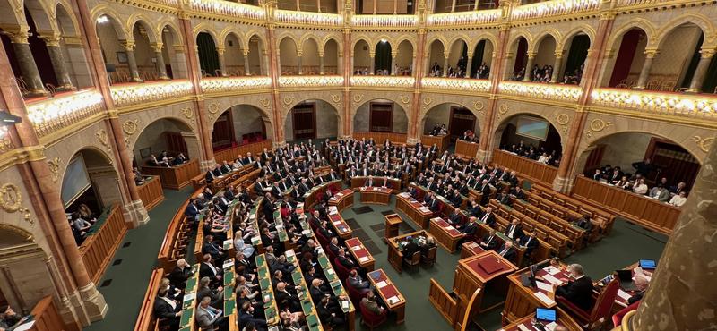 Új jogszabálymódosítások érkeznek az oktatás, egészségügy és katasztrófavédelem területén