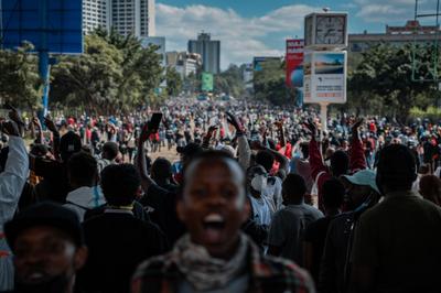 Kenyai elnök visszavonta a tüntetéseket kiváltó adóemelési törvényjavaslatot