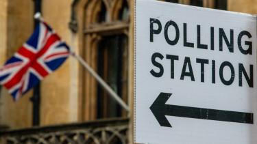 Nagy-britanniai választások: Történelmi fordulat a láthatáron?