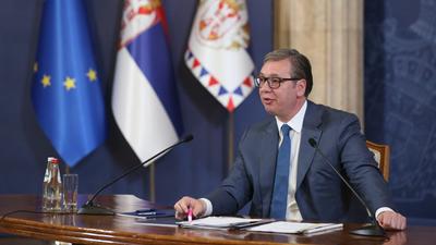 Szerb elnök: Több munkát, nem kevesebbet!