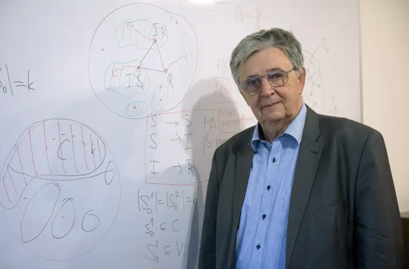 Lovász László, a magyar matematikus a Yale Egyetem tiszteletbeli doktorává válik