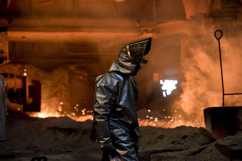 Küzdelem a dunaújvárosi acéltermelés és munkahelyek megmentéséért