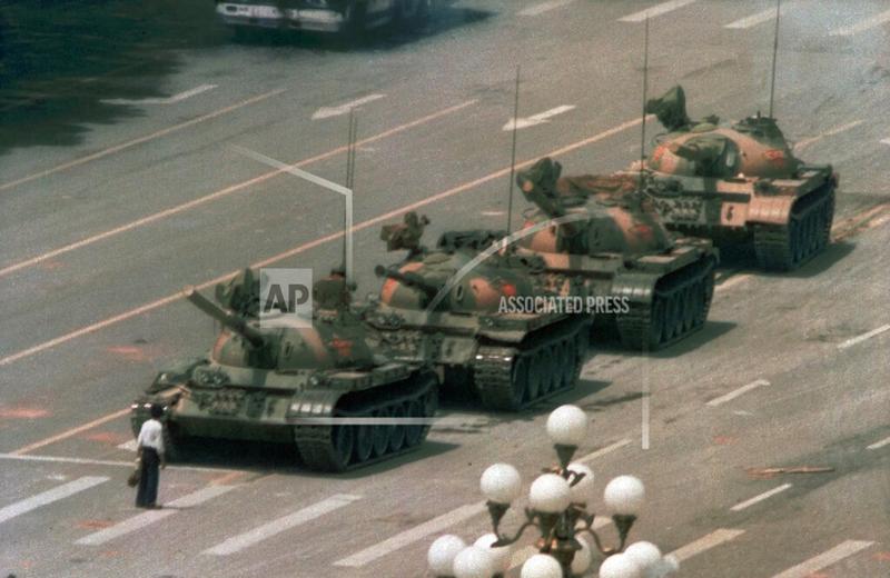 Kína szigorításokat vezet be a a közösségi médiában a Tienanmen téri vérengzés évfordulóján