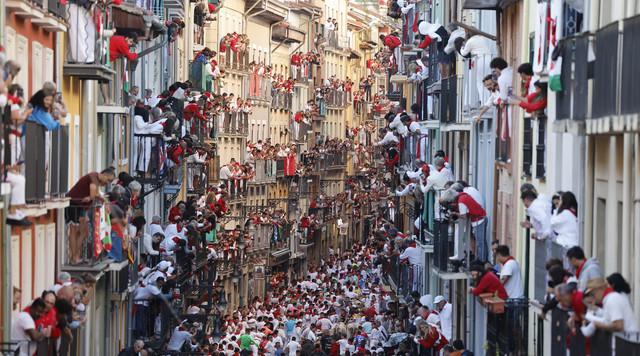 A San Fermín fesztivál újra megnyitja kapuit Pamplonában