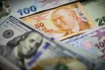 A török líra új mélyponton a dollárral szemben