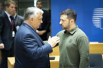 Zelenszkij elutasította Orbán tűzszüneti javaslatát, Putyin tűzszünetet zár ki