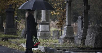 A gyász megváltozott arcai: Társadalmi változások és személyes veszteségek