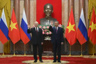 Putyin ázsiai útja: Új szövetségek keresése vagy a múlt megidézése?