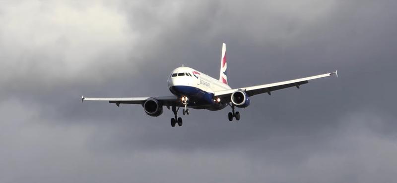British Airways járat fordult vissza Londonba egy műszaki hiba miatt