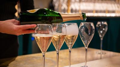 Meglepő felfedezés: Kevesebb buborék van a pezsgőben, mint hittük
