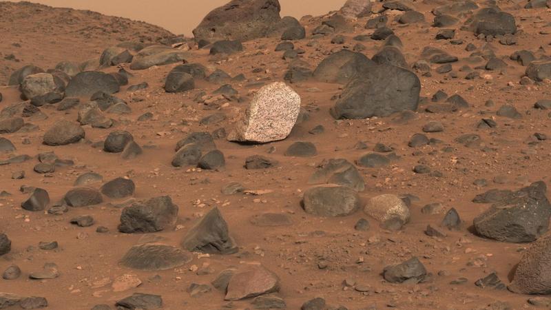 A Mars titokzatos világos sziklája: új felfedezés a Jezero-kráterben