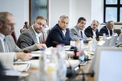 Orbán kormánya jelentős forrásokat csoportosít át az egészségügybe