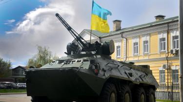 Ukrán csapatok stratégiai állásokat adtak fel és ellentámadást indítottak