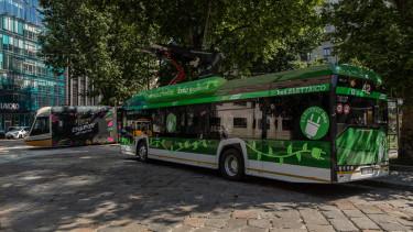Zöld jövő: Hidrogén-üzemanyagcellás buszok jönnek Budapest elővárosaiba
