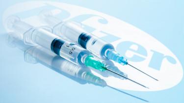 Kansas állam beperelte a Pfizert a Covid-19 vakcina miatt