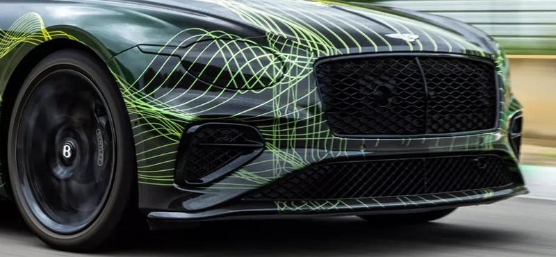 A Bentley új csúcsmodellje: 782 lóerő egy zöld rendszámmal
