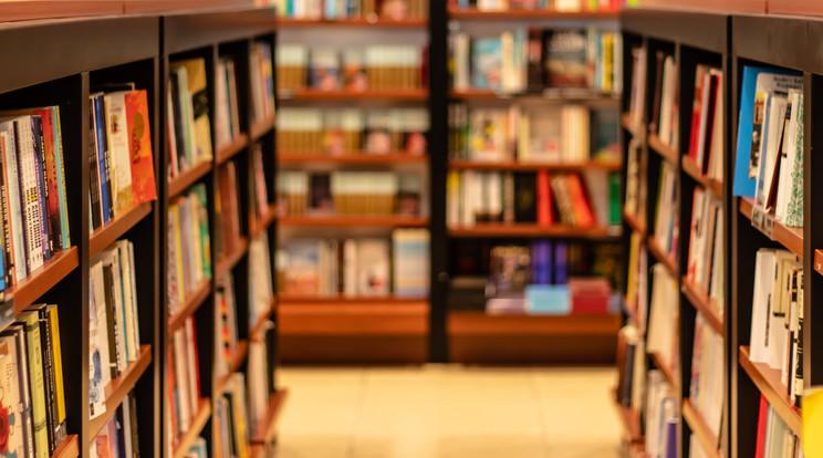 Könyvek értékesítésére vonatkozó korlátozások iskolák és templomok környékén