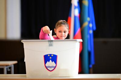 Szlovén fiatalok és a választási apátia: Európa jövője a tét