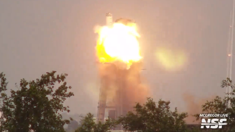 Raptor 2 hajtómű robbanás egy SpaceX teszten Texasban