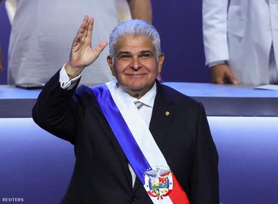 José Raúl Mulino esküt tett Panama új elnökeként