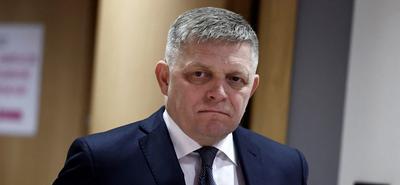 Robert Fico, a politikai csaták túlélője merénylet áldozata