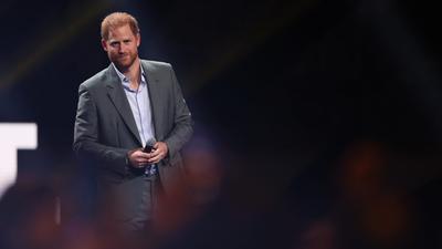 Harry herceg londoni érkezése és az Invictus Games évfordulója