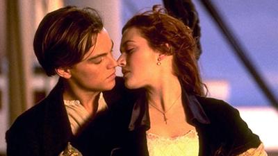 Kate Winslet a Titanic legendás csókjelenetének háttéréről mesél