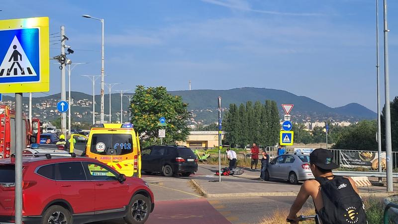 Súlyos kerékpáros baleset az Árpád hídon - újabb tragédia a fővárosban