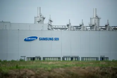 Samsung gödi gyára: bíróság felfüggesztette a környezethasználati engedélyt