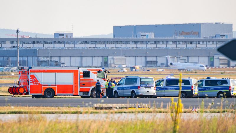 Frankfurti reptér leállása: klímaaktivisták akciója okozott fennakadást