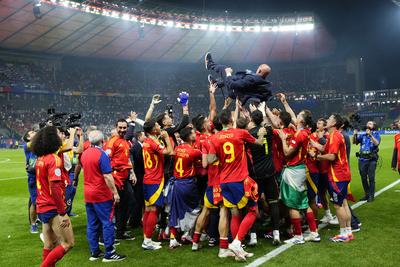 Spanyolország győzelme és a VAR fejlődése az Európa-bajnokságon