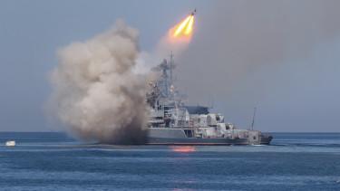 Orosz hadihajók rakétakísérletet hajtottak végre nemzetközi vizeken