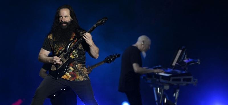 Dream Theater ünnepi turnéja Budapestre érkezik Mike Portnoy-val