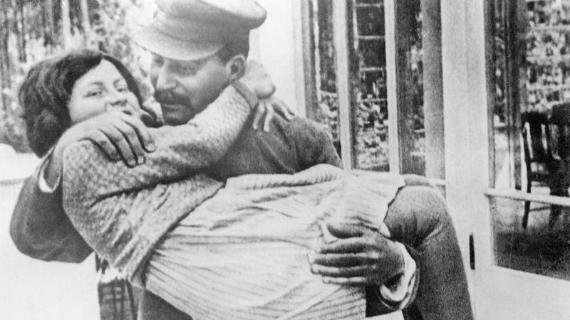 Szvetlána: az egyetlen, aki parancsolhatott Sztálinnak