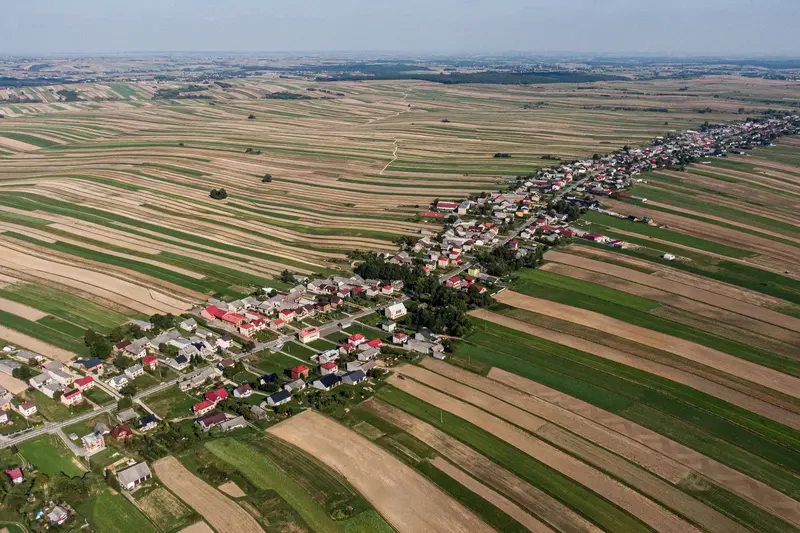 Sułoszowa, a város egyetlen utcával és egy erős közösséggel