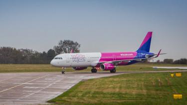 19 órás késés egy Wizz Air járatnál - Utasok kártérítés nélkül maradnak