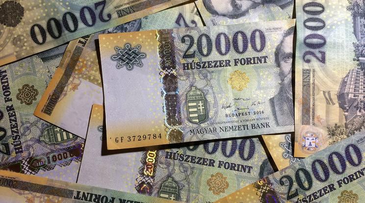 Az MNB új irányelvei: véget vetnek a rejtett banki díjemeléseknek