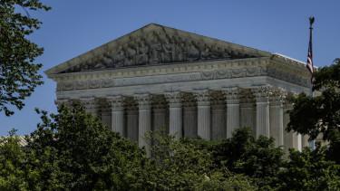 AOC és Raskin törvényjavaslata a Legfelsőbb Bíróság etikai normáira