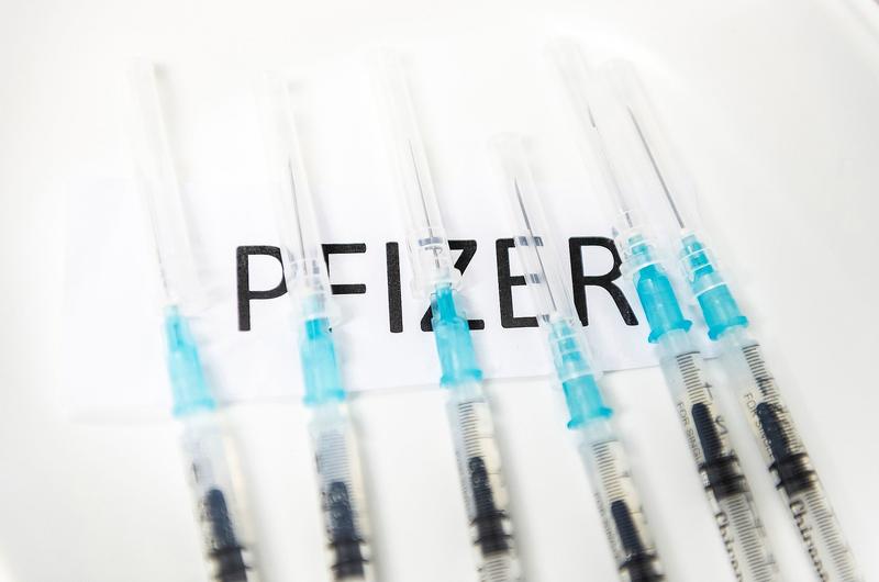 Kansas állam pert indít a Pfizer ellen a vakcina kockázatainak eltitkolása miatt