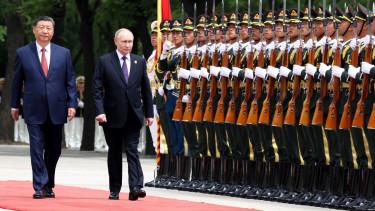 Putyin és Hszi Csin-ping pekingi csúcstalálkozója a gazdasági összefogás jegyében