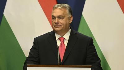 Orbán Viktor Kijevben tárgyal a béke lehetőségeiről
