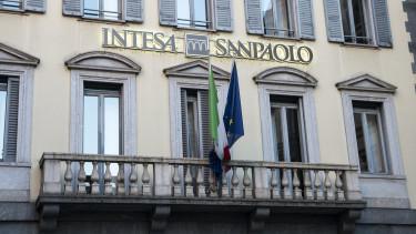 Intesa Sanpaolo: váratlan nyereségnövekedés az elemzői várakozások ellenére