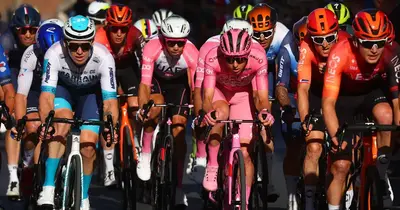 Tadej Pogačar győzelme a Giro d'Italián és az ünneplő UAE Team