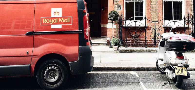 Cseh milliárdos lehet a brit Royal Mail új tulajdonosa