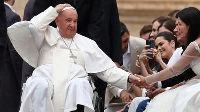 Ferenc pápa dilemmája: egyházszakadás a láthatáron?