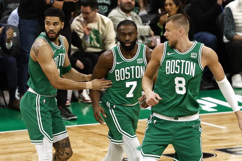 Az NBA döntőjében először csap össze a Boston Celtics és a Dallas Mavericks